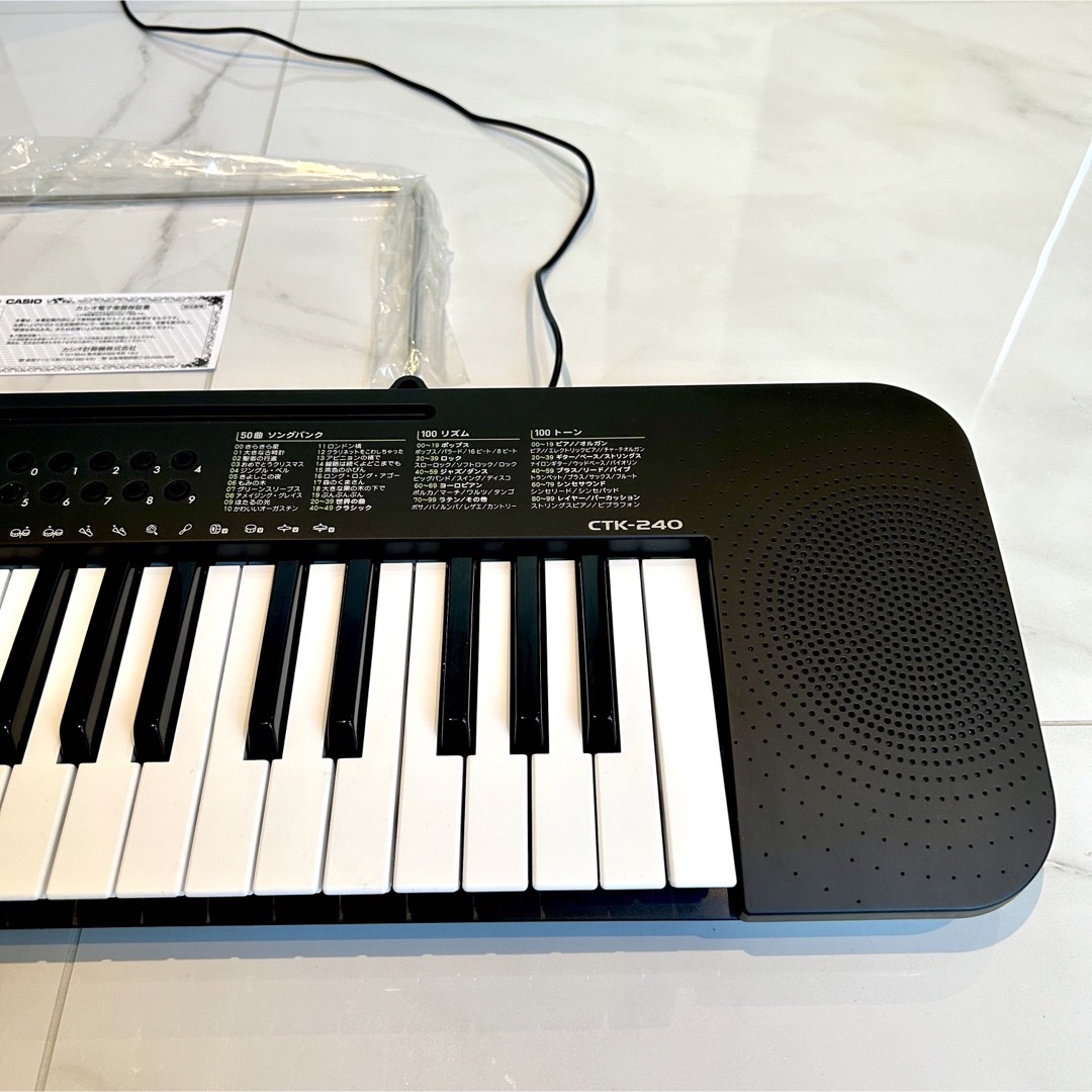CASIO(カシオ)の【美品】CASIO カシオ　CTK-240　電子 ピアノ キーボード　49鍵盤 楽器の鍵盤楽器(電子ピアノ)の商品写真