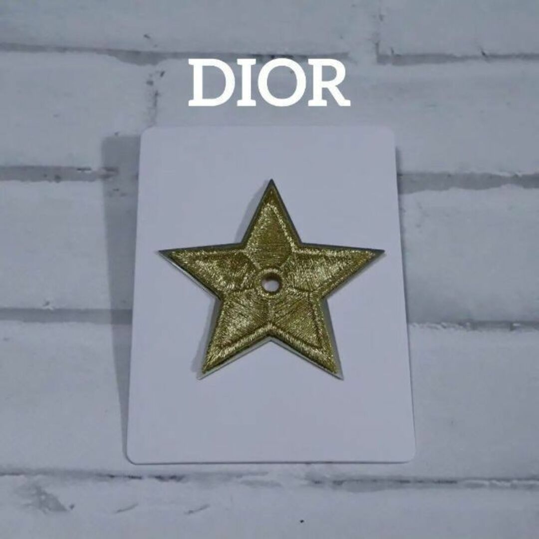 Christian Dior - 【匿名配送】未使用 DIOR ディオール ブローチ 星