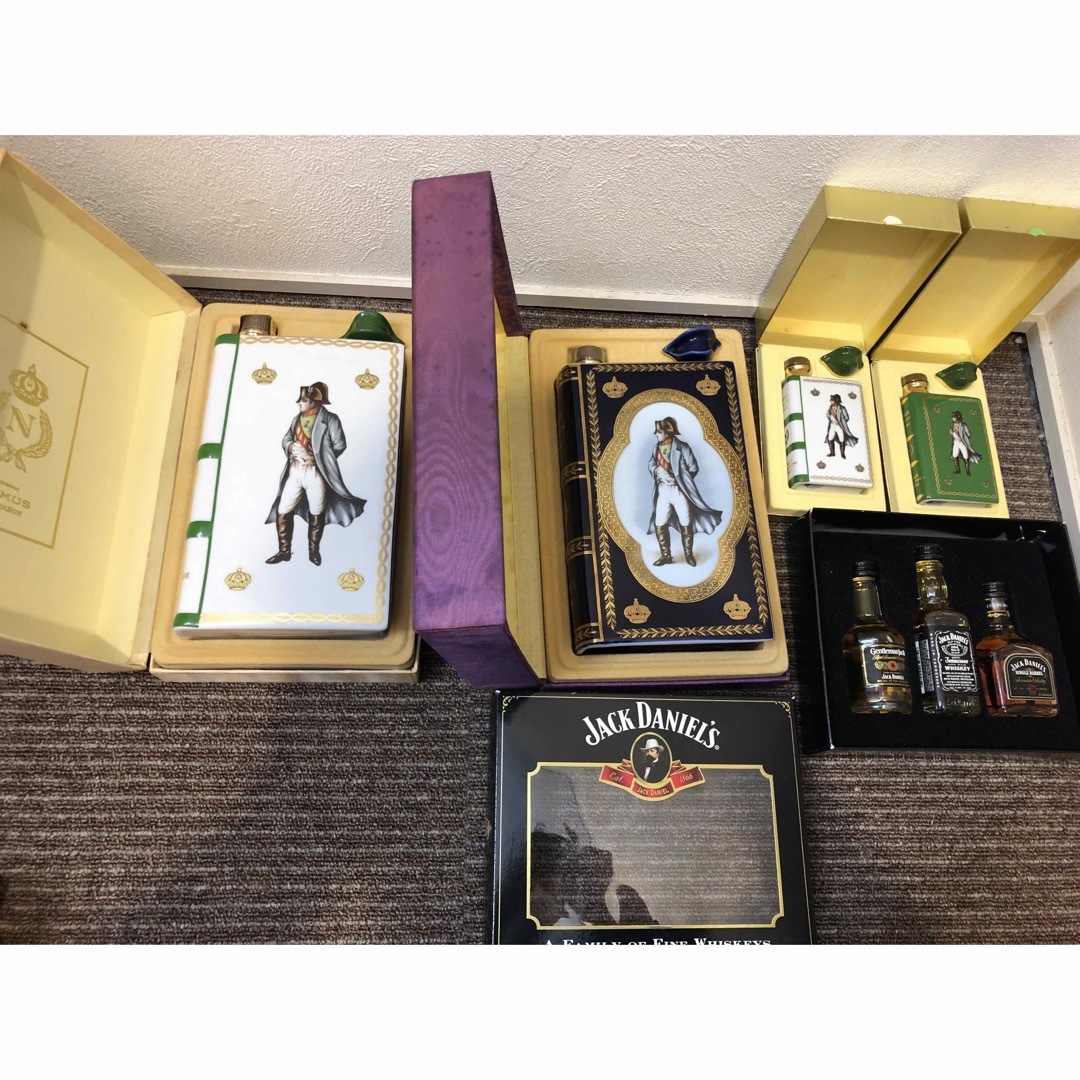 M-4 カミュ　ナポレオン　ブック　ジャックダニエルズ　ウイスキー　ブランデー 食品/飲料/酒の酒(ブランデー)の商品写真