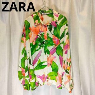 ザラ(ZARA)のザラ シャツ 花柄 グリーン ZARA 総柄シャツ 緑 フラワー Ｍ 白ホワイト(シャツ/ブラウス(長袖/七分))