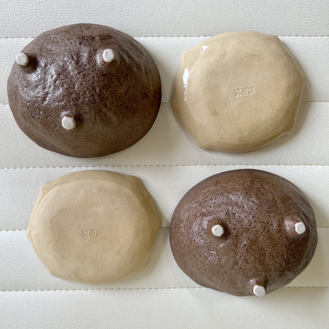 舞陶館 小皿 三つ足小鉢 4枚セット 緑釉 高台小鉢 亀甲 織部 土 舞陶館 小皿 三つ足小鉢 4枚セット 緑釉 高台小鉢 亀甲 織部 土