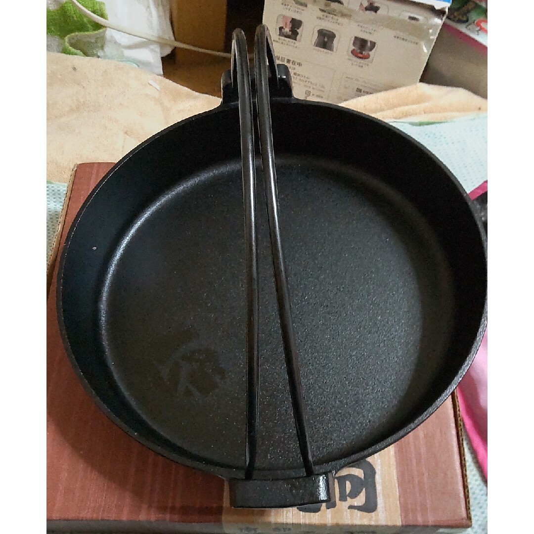 未使用南部鉄器4〜5人用すき焼き鍋 インテリア/住まい/日用品のキッチン/食器(調理道具/製菓道具)の商品写真