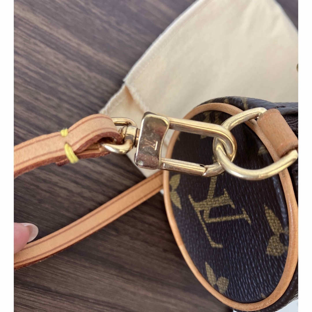 LOUIS VUITTON - ルイヴィトンモノグラム ミニパピヨン ポーチ 美品の