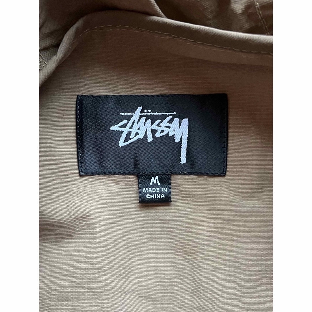 STUSSY(ステューシー)のstussy WAVE DYE BEACH SHELL Mサイズ メンズのジャケット/アウター(ナイロンジャケット)の商品写真