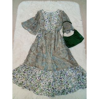 ソマリ(somari)のSomari ソマリ　ティアード ロングワンピース　オシャレウォーカー花柄　1(ロングワンピース/マキシワンピース)