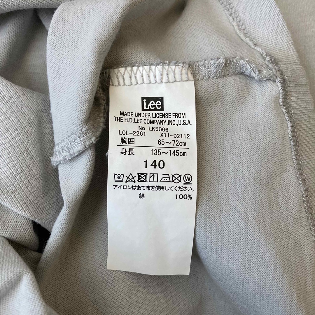 Lee(リー)のLee Tシャツ グレー 140センチ キッズ/ベビー/マタニティのキッズ服男の子用(90cm~)(Tシャツ/カットソー)の商品写真