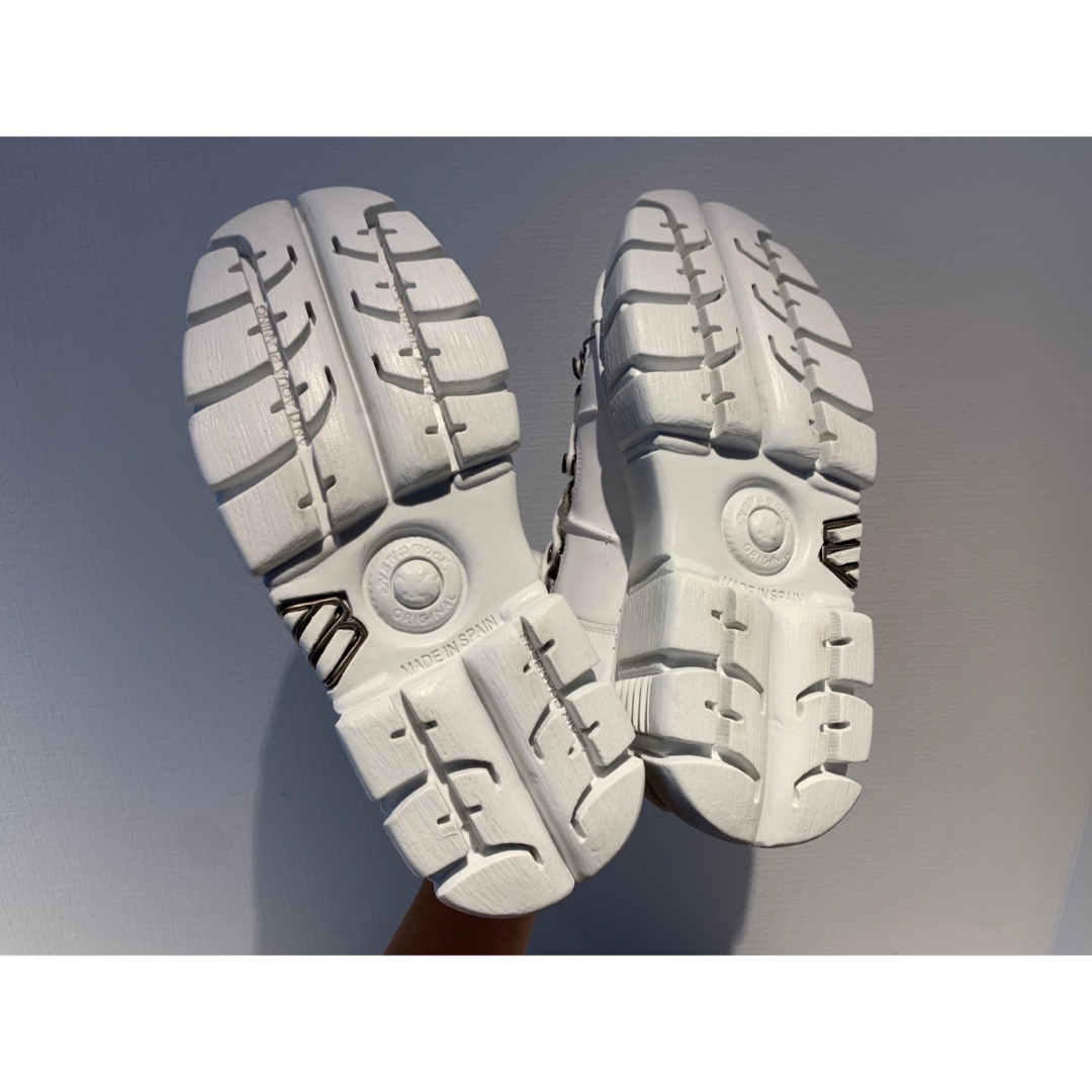 新品❗️NEW ROCK パンク超厚底ブーツ ホワイト 27cmの通販 by める