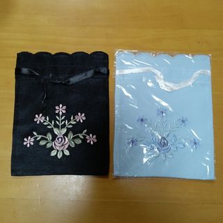 未使用　香港土産刺繍巾着　2枚(ポーチ)