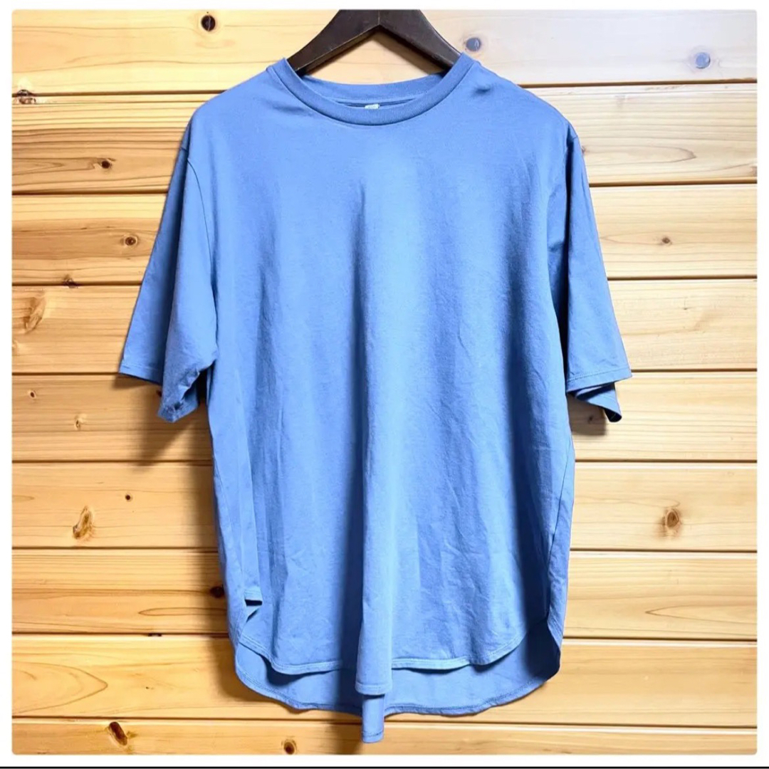 UNIQLO(ユニクロ)のUNIQLO スムースコットンラウンドヘムロング 五分袖シャツ 青系 XXL レディースのトップス(Tシャツ(半袖/袖なし))の商品写真