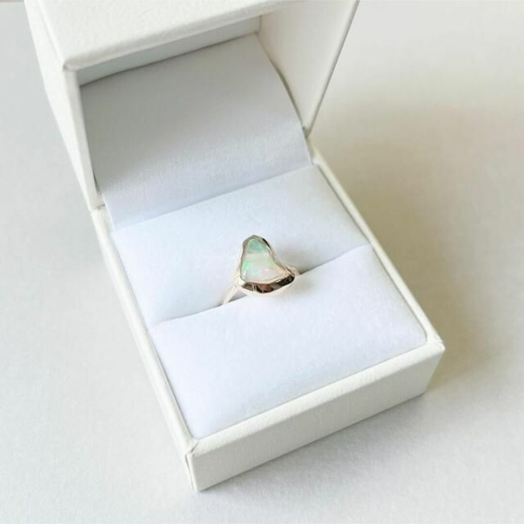 Opal ring 2