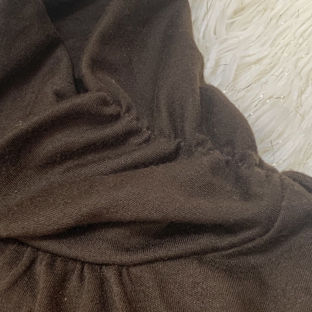 【訳あり】タートルネック 濃い茶色 Mサイズ レディースのトップス(Tシャツ(長袖/七分))の商品写真