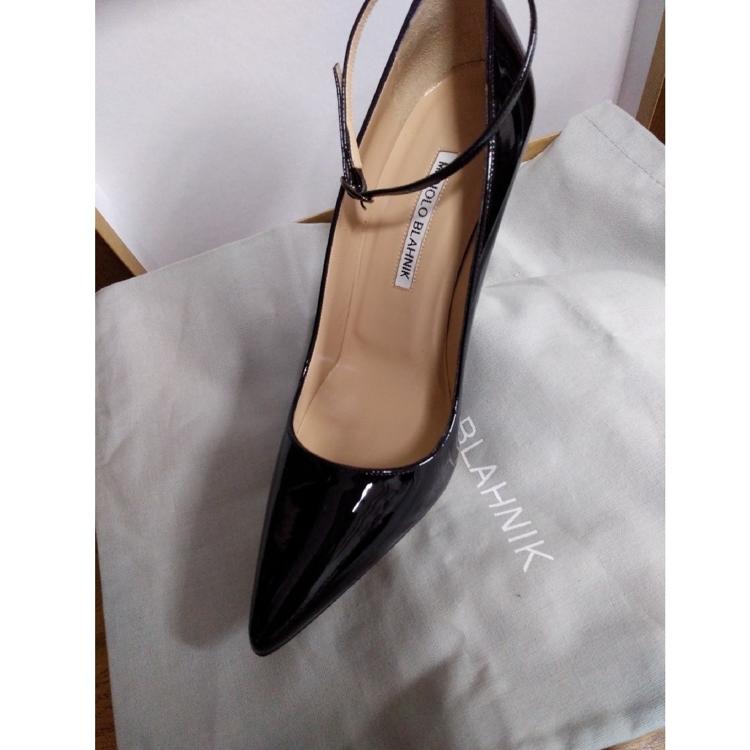 MANOLO BLAHNIK(マノロブラニク)の確認用☆新品　マノロブラニク　パンプス　ハイヒール　ブラック　黒　37.5 レディースの靴/シューズ(ハイヒール/パンプス)の商品写真