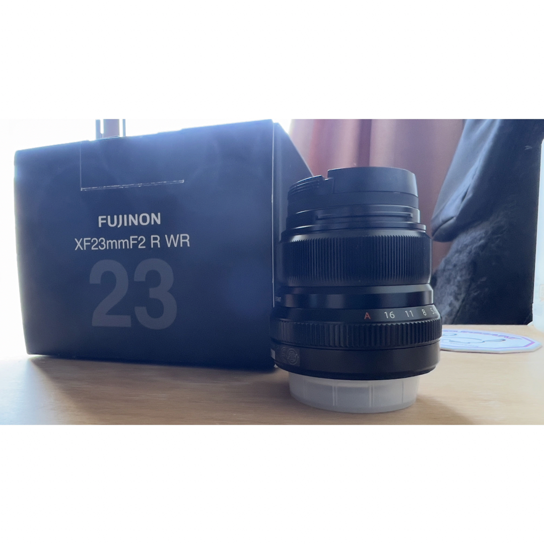 富士フイルム(フジフイルム)のFUJIFILM  XF23mm F2 R WR スマホ/家電/カメラのカメラ(レンズ(単焦点))の商品写真