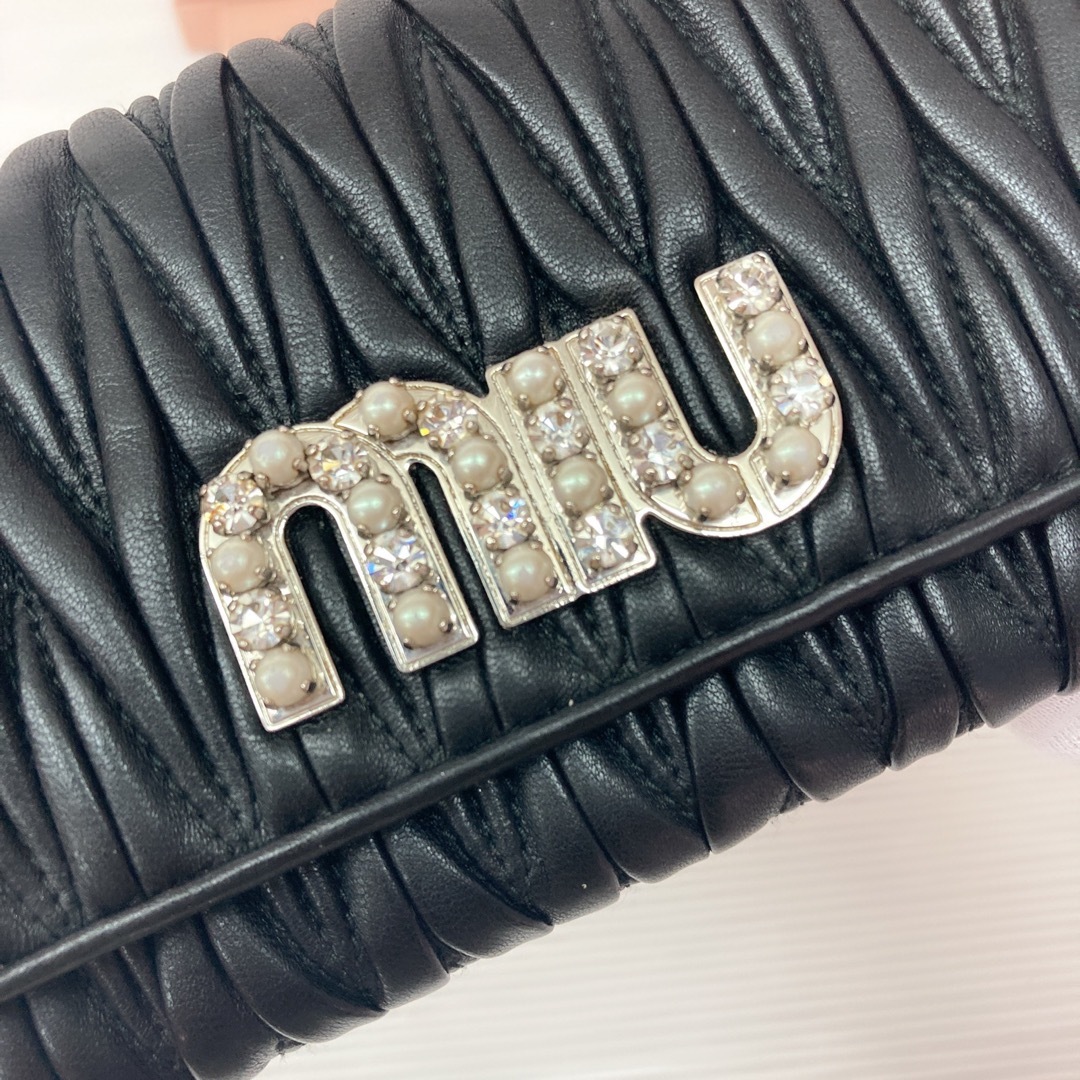 極美品】MIU MIU マテラッセ クリスタルビジュー 長財布 ミュウミュウ-