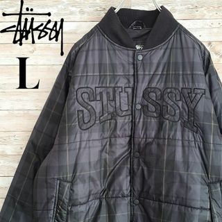 ステューシー(STUSSY)の【入手困難】ステューシー 刺繍ビッグロゴ　チェック ブラック　中綿　スタジャン(ブルゾン)