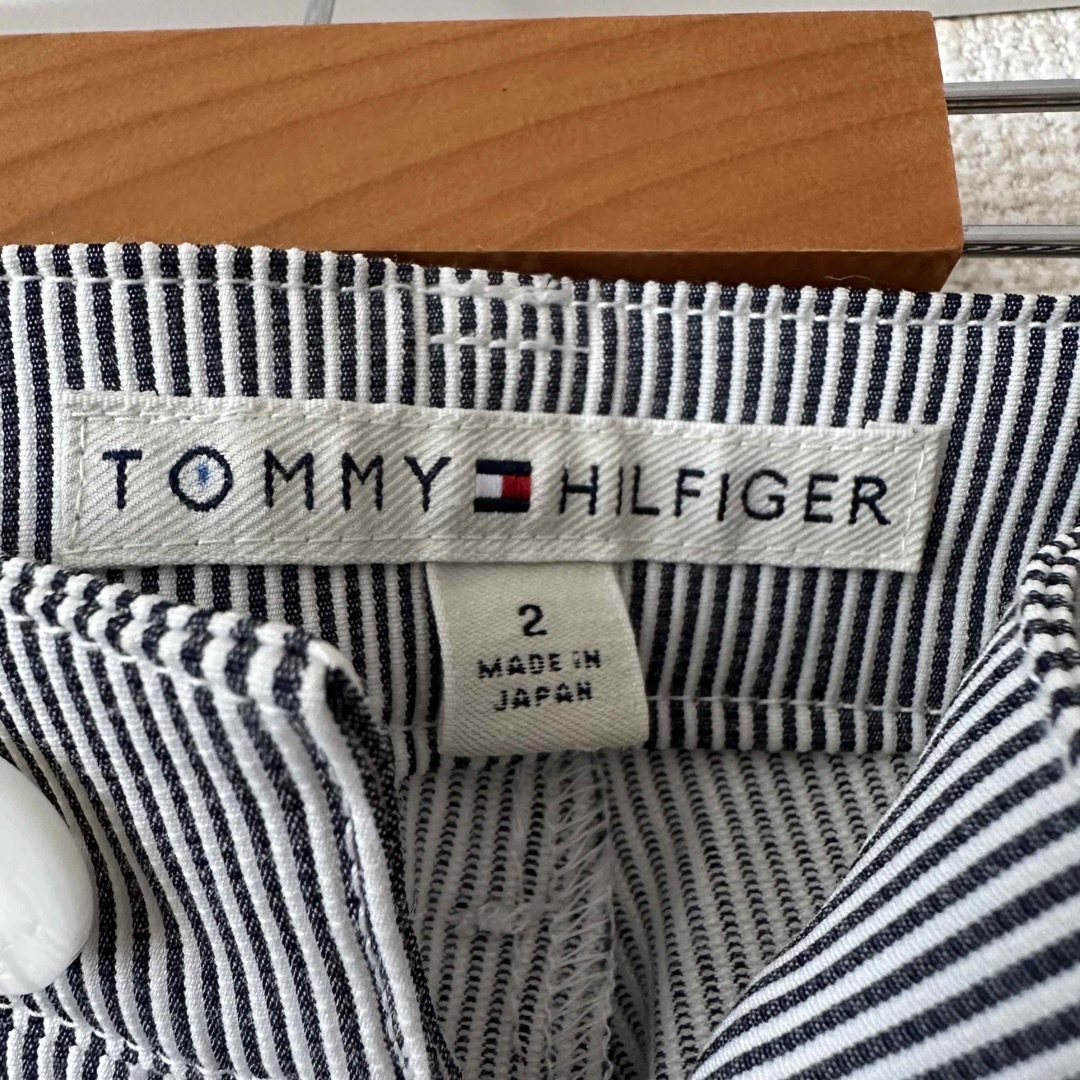 TOMMY HILFIGER(トミーヒルフィガー)のトミーヒルフィガー　パンツ レディースのパンツ(ハーフパンツ)の商品写真