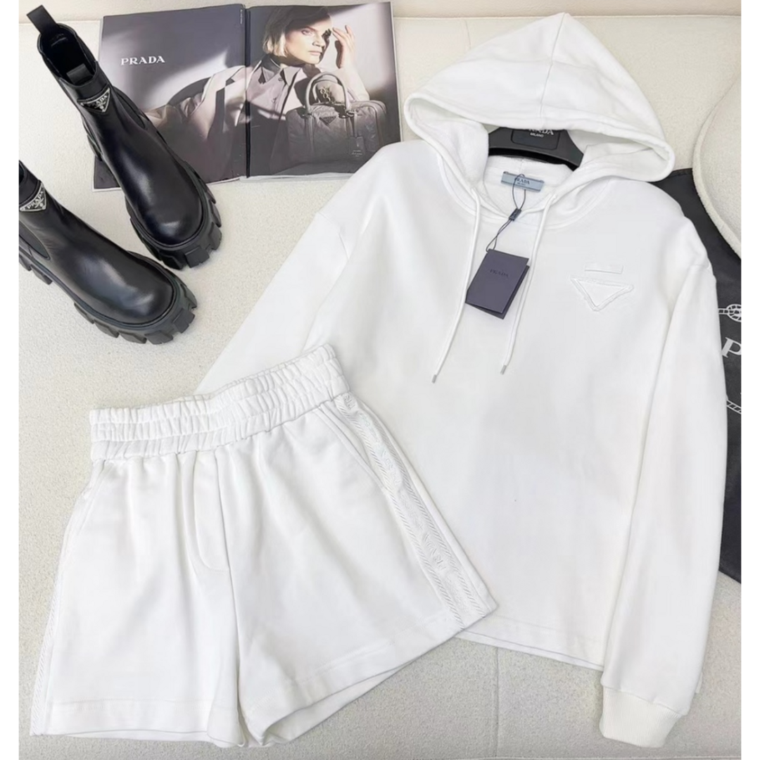 PRADA☆美品☆プラダ☆パーカー ショートパンツ☆セット-