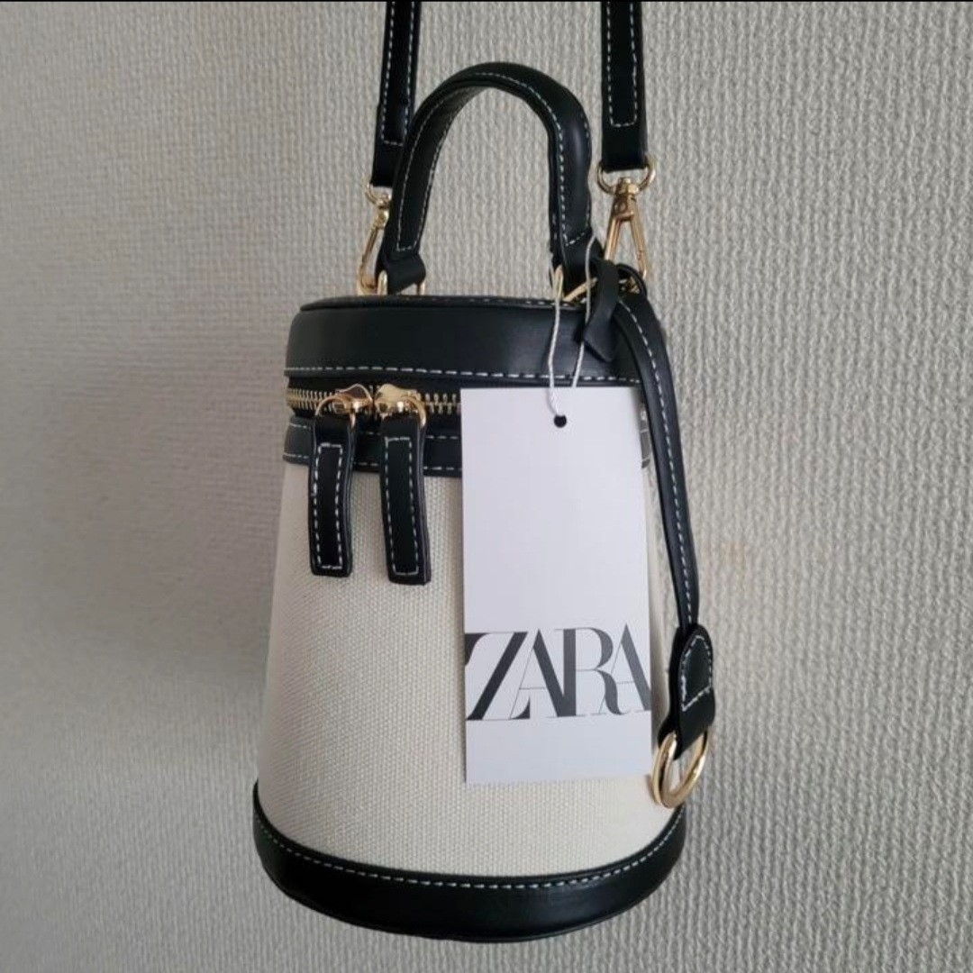 Zara ベーシック レザー クロスボディバッグ　ユニクロ　しまむら