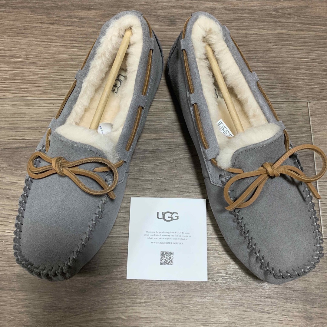 新品 未使用 正規品UGG ダコタ PEWTER 25センチスリッポン/モカシン