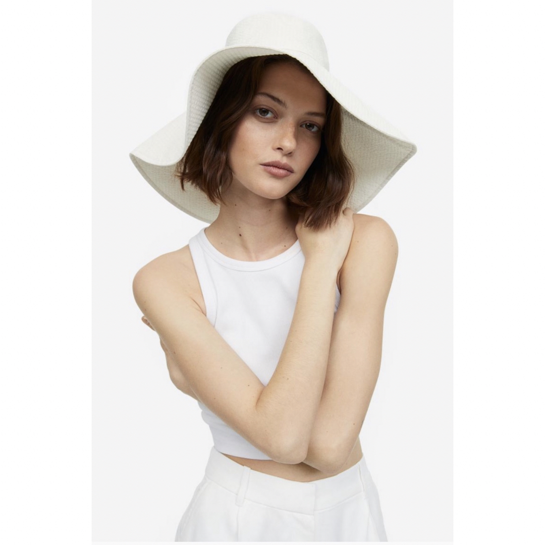 H&M(エイチアンドエム)の新品・H&M・今季・コットンバケットハット・帽子・ハット・コットン・バケハ レディースの帽子(ハット)の商品写真
