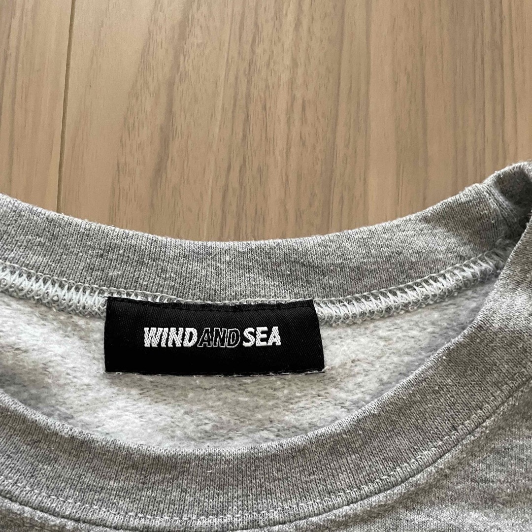 希少　Sサイズ　wind and sea ワッペン　トレーナー　　グレー　初期