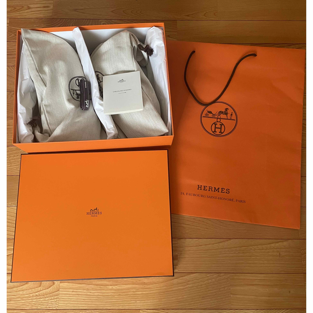 Hermes(エルメス)のhi-mama様専用 今期 エルメスローファーHitchヒッチ新品未使用 レディースの靴/シューズ(ローファー/革靴)の商品写真