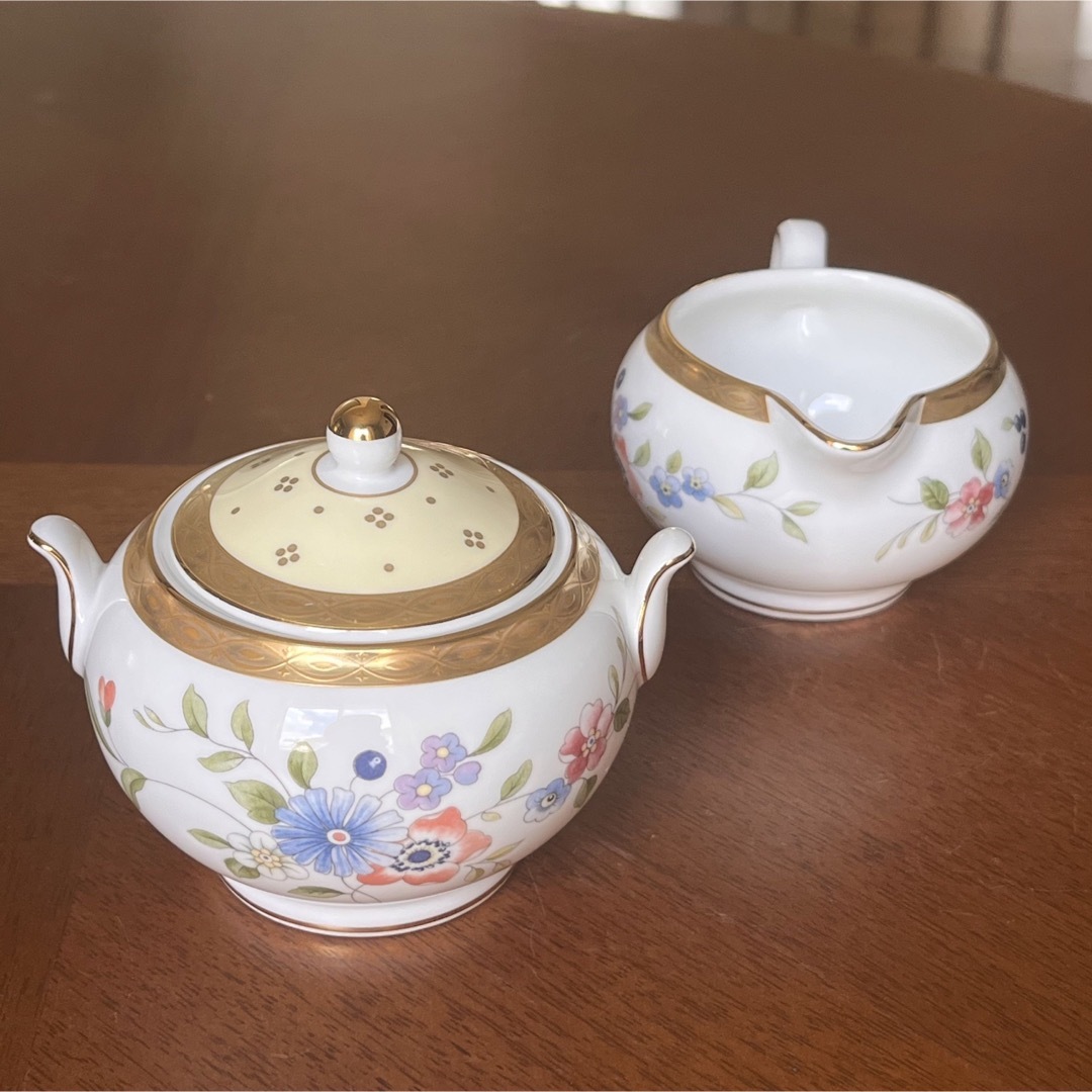 WEDGWOOD(ウェッジウッド)の【レア美品】ウェッジウッド★グレース★シュガー&クリーマー インテリア/住まい/日用品のキッチン/食器(食器)の商品写真