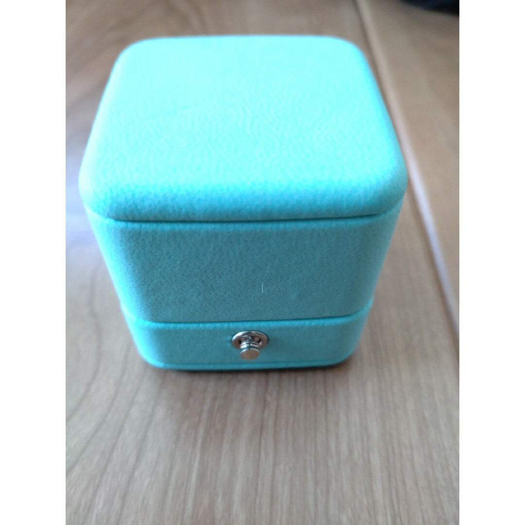 Tiffany & Co.(ティファニー)のティファニーBOX　指輪ケース レディースのファッション小物(その他)の商品写真