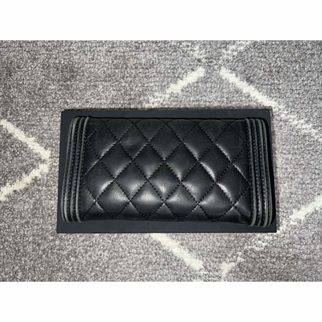 CHANEL(シャネル)のCHANEL ボーイシャネル　キャビアスキン　長財布 メンズのファッション小物(長財布)の商品写真