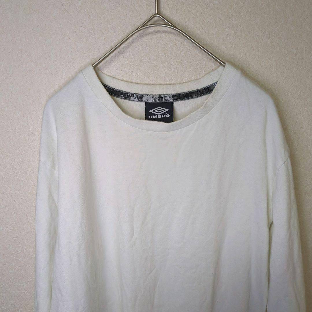 UMBRO(アンブロ)の⚽AMBRO⚽アンブロ イギリス サッカー 刺繍ロゴ ワッペンロゴ メンズＬ メンズのトップス(Tシャツ/カットソー(七分/長袖))の商品写真