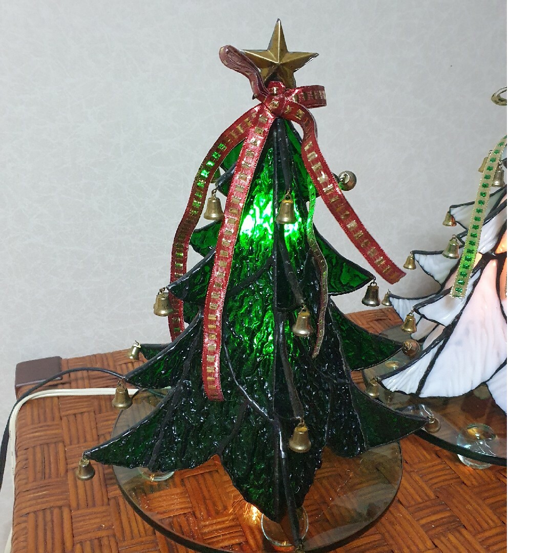 ステンドグラス、クリスマスツリーランプ2台セット ステンドグラス、クリスマスツリーランプ2台セット
