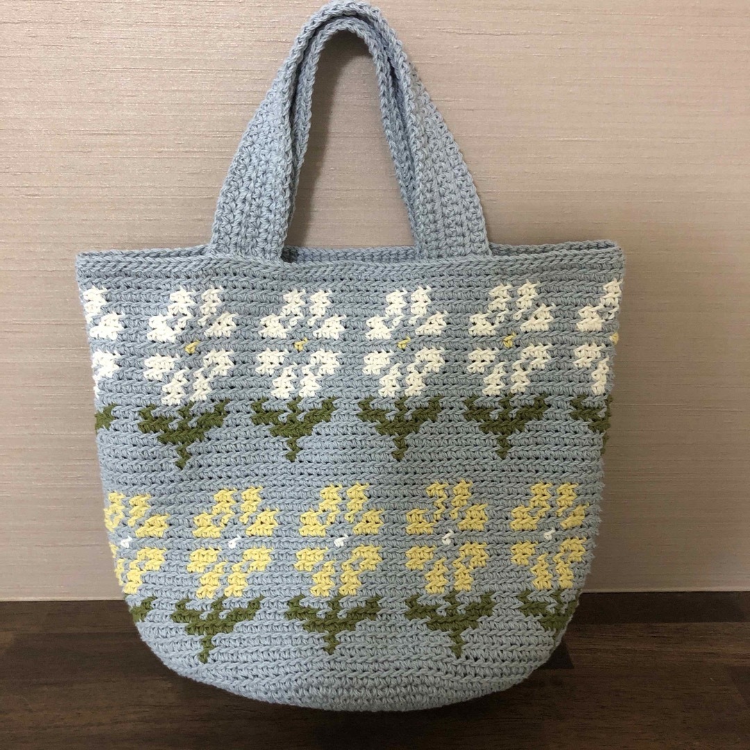 ハンドメイド　かぎ編み　お花のハンドバッグ　⑦ ハンドメイドのファッション小物(バッグ)の商品写真