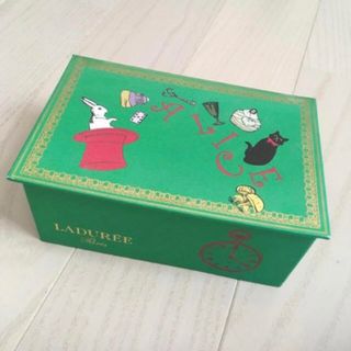 ラデュレ(LADUREE)のラデュレ オルゴール 小物入れ 不思議の国のアリス LADUREE ALICE(小物入れ)