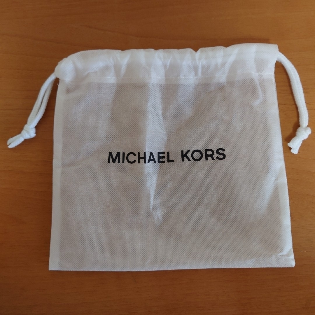 Michael Kors(マイケルコース)の極美品 新品未使用 Michel Kors キーケース ロゴ柄 キーホルダー レディースのファッション小物(キーホルダー)の商品写真