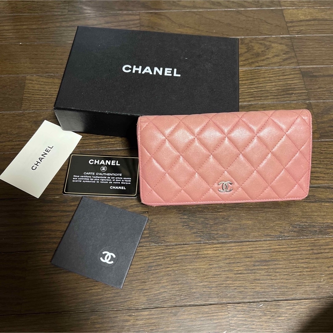 CHANEL⭐︎キルティング長財布