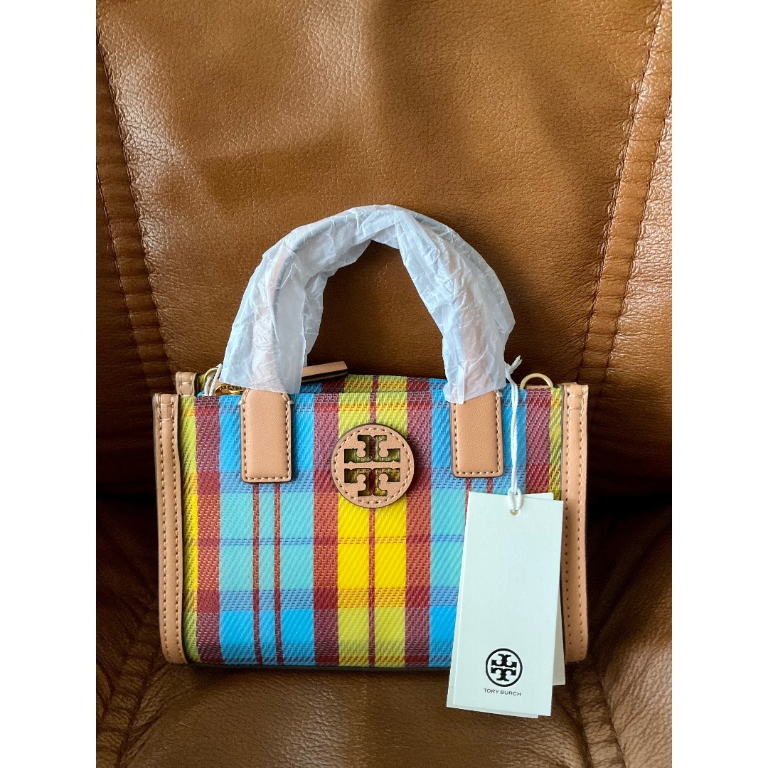 Tory Burch(トリーバーチ)のトリーバーチ　ストラップ付きミニトート　未使用 レディースのバッグ(ショルダーバッグ)の商品写真