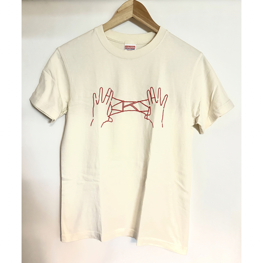 BEAMS(ビームス)の【未使用】あやとり Tシャツ アイボリー Sサイズ ナチュラル レディースのトップス(Tシャツ(半袖/袖なし))の商品写真