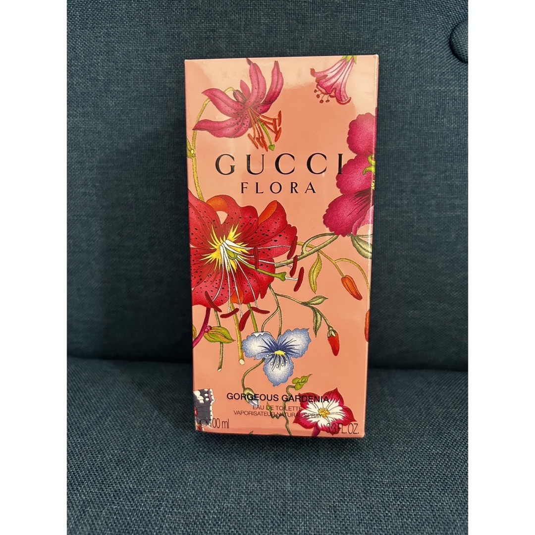 Gucci(グッチ)のグッチ フローラ バイグッチ ガーデン ゴージャス ガーデニア オードトワレ コスメ/美容の香水(ユニセックス)の商品写真