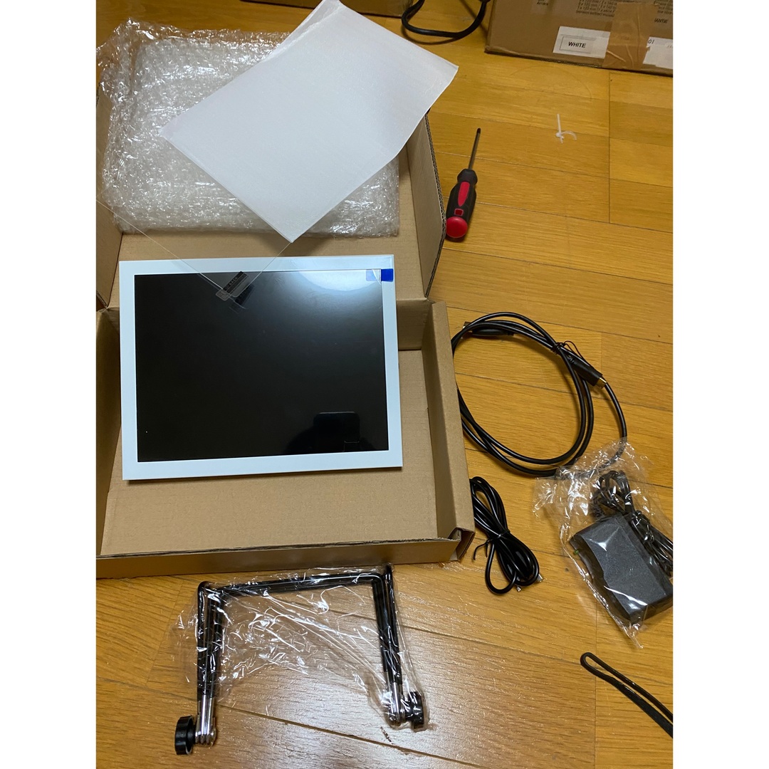 ディスプレイモバイルモニター2k 60hz Retina 264ppi