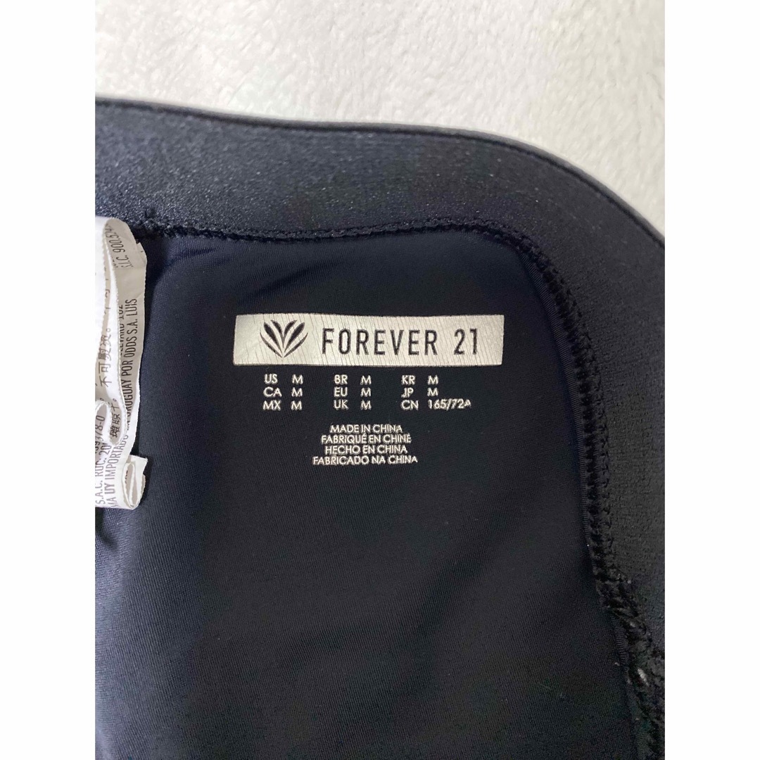 FOREVER 21(フォーエバートゥエンティーワン)のFOREVER21 パギンス　スポーツウェア レディースのレッグウェア(レギンス/スパッツ)の商品写真