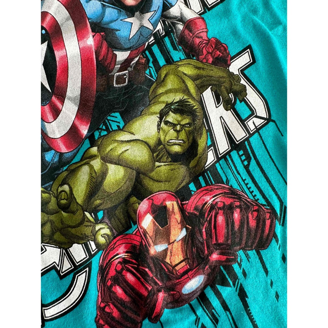 MARVEL(マーベル)のアメリカ購入アベンジャーズTシャツ未使用マーベル　ハルク　キャプテンアメリカ古着 キッズ/ベビー/マタニティのキッズ服男の子用(90cm~)(Tシャツ/カットソー)の商品写真