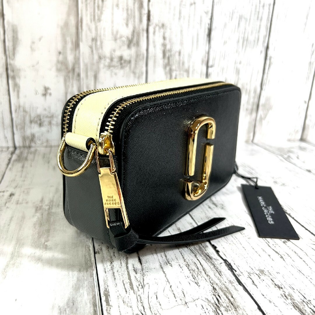 新品MARC JACOBS スナップショット ニューブラックマルチ カメラバッグ