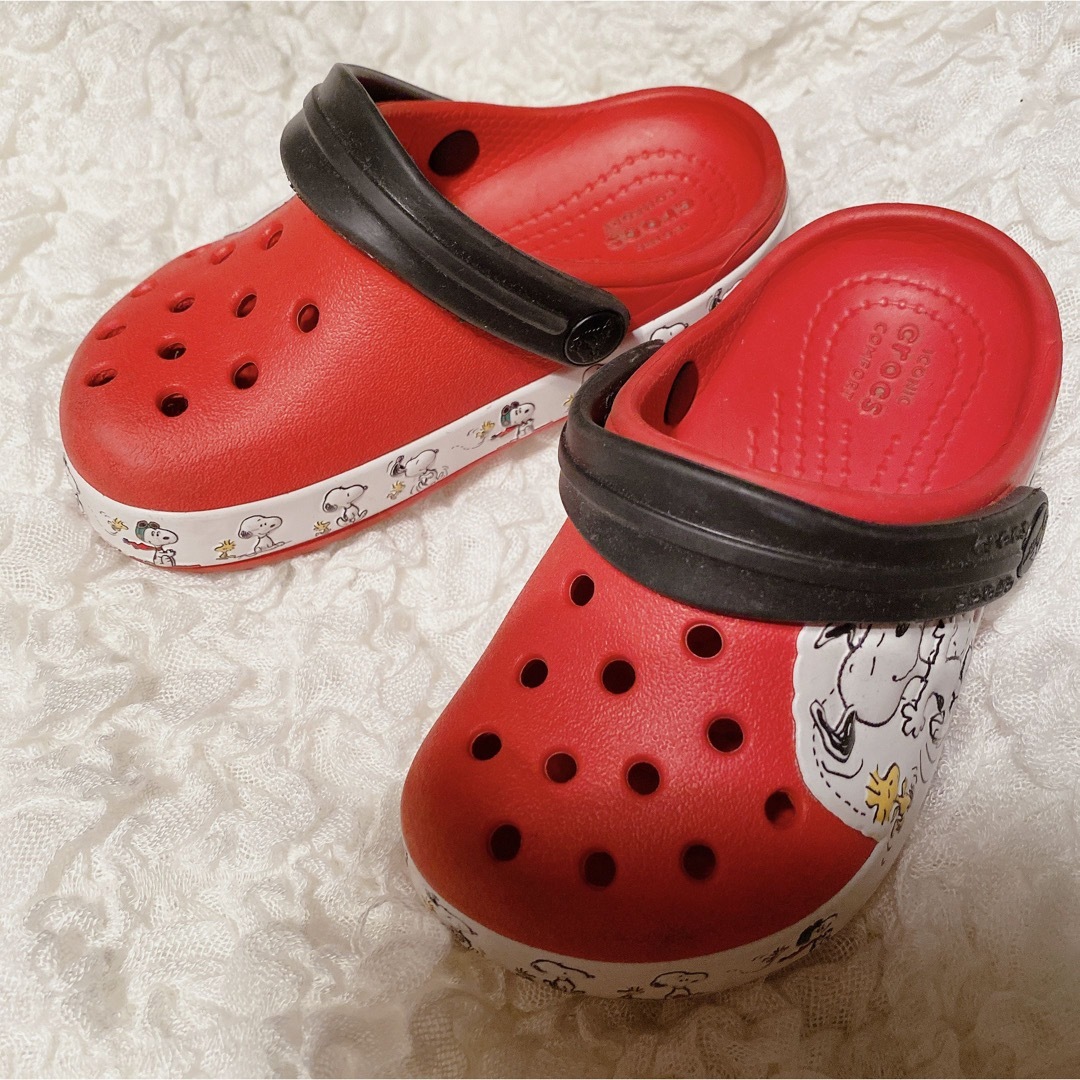 crocs(クロックス)のクロックス ベビー スヌーピー c7 キッズ/ベビー/マタニティのベビー靴/シューズ(~14cm)(サンダル)の商品写真