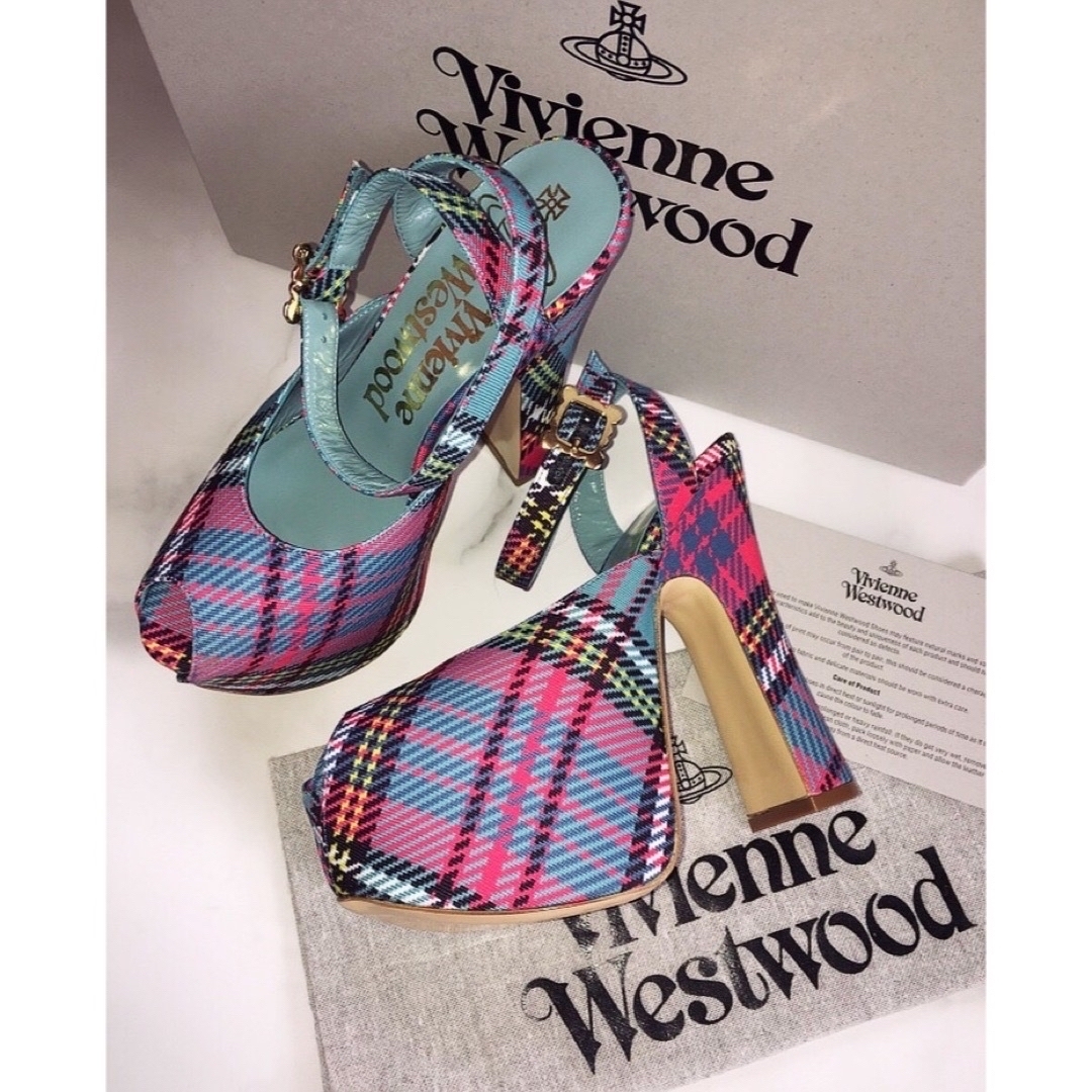 Vivienne Westwood(ヴィヴィアンウエストウッド)の新品未使用品‪♥ヴィヴィアンウエストウッド‪♥エレベーテッドヒールサンダル♥ レディースの靴/シューズ(サンダル)の商品写真