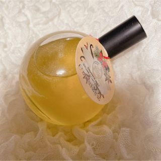 ザボディショップ(THE BODY SHOP)のTHEBODYSHOP ボディショップ バニラチャイ シマーミスト(香水(女性用))