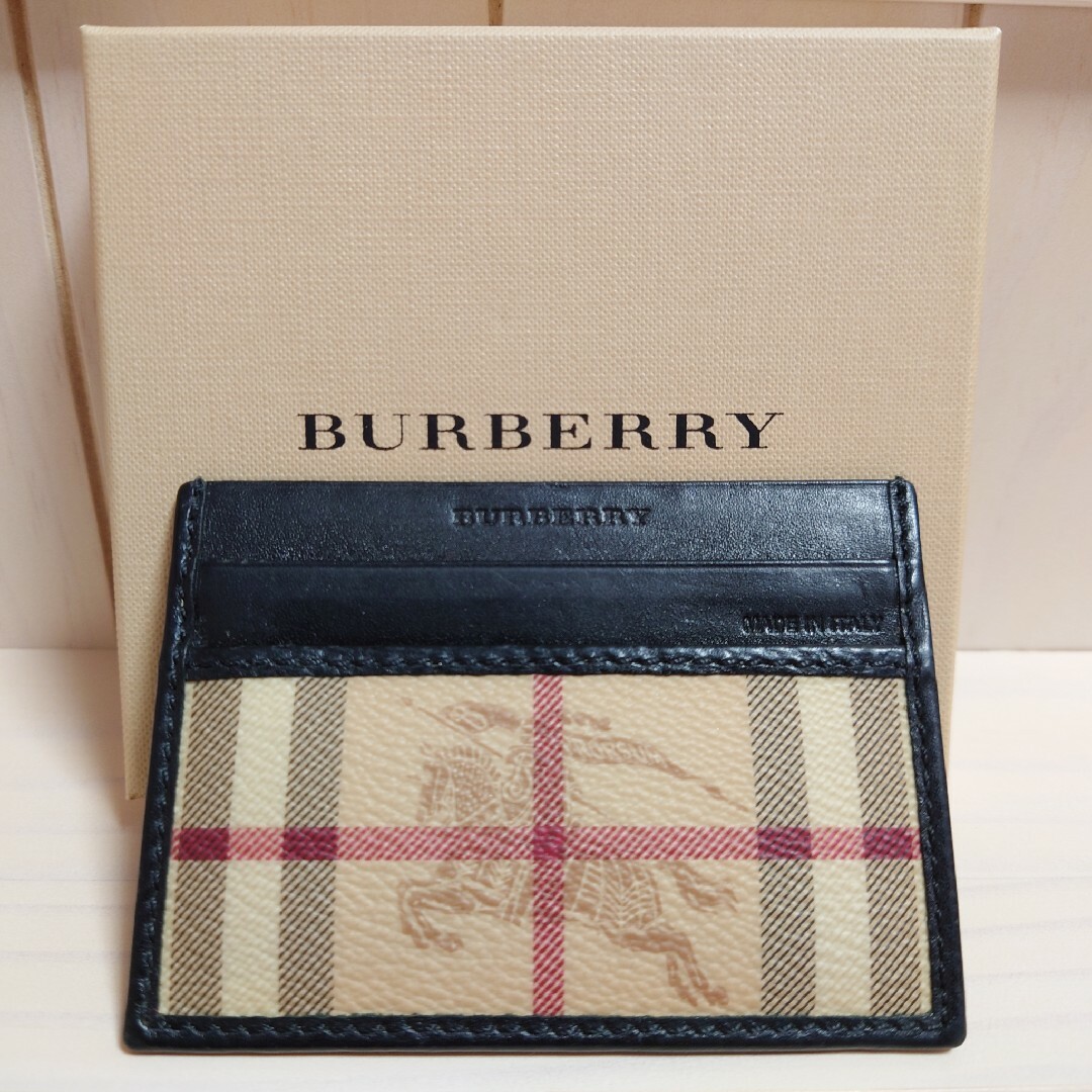BURBERRY(バーバリー)の♡バーバリー♡  ノバチェック 定期入れ パスケース カード入れ レディースのファッション小物(パスケース/IDカードホルダー)の商品写真