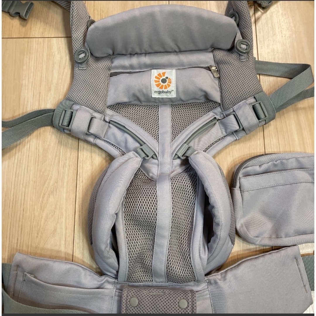 Ergobaby(エルゴベビー)のエルゴベビーベビーキャリアOMN I360メッシュタイプ、ベビーウエストベルト付 キッズ/ベビー/マタニティの外出/移動用品(抱っこひも/おんぶひも)の商品写真