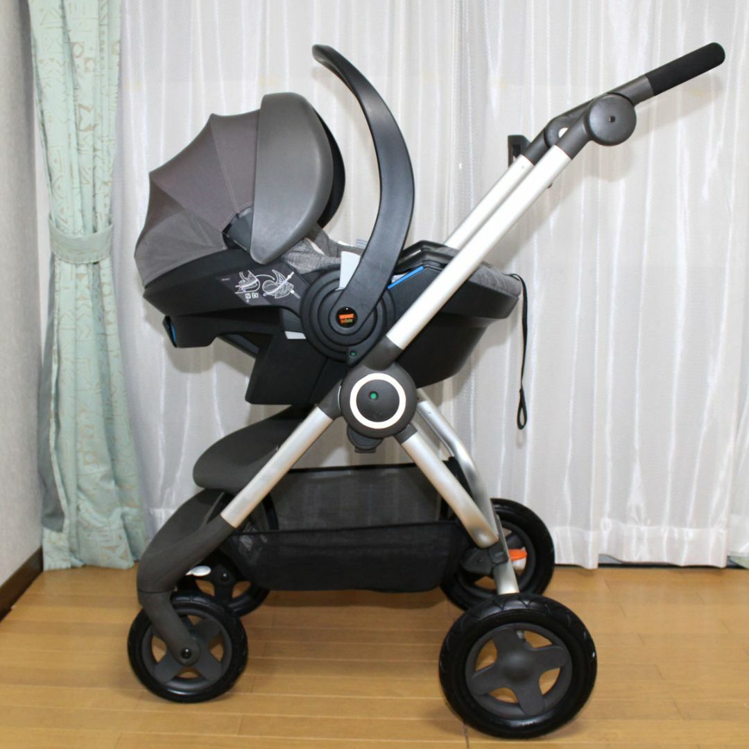 Stokke(ストッケ)の美品 Stokke ストッケ スクート２＋イージーゴー エックスワン◆新生児～◆ キッズ/ベビー/マタニティの外出/移動用品(ベビーカー/バギー)の商品写真