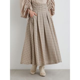 Lilybrown⭐︎幾何学柄ワンピースノースリワンピこじはる着用中村里砂着用