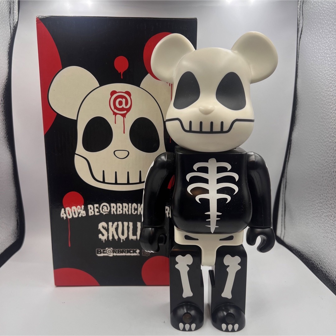 BE@RBRICK(ベアブリック)のベアブリック 400％ HORROR SKULL 箱あり エンタメ/ホビーのフィギュア(その他)の商品写真